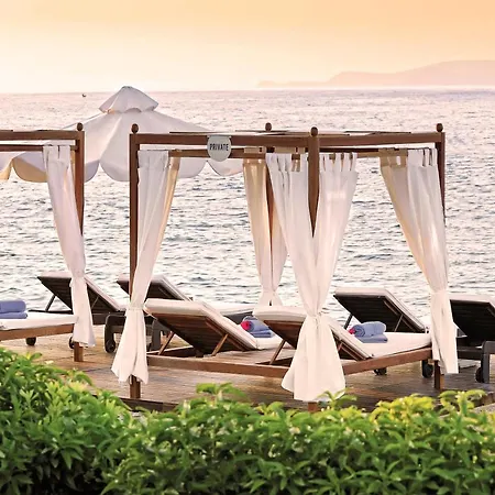 Villa Knossos Royal *
